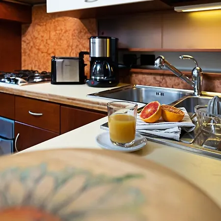 Il Borgo 48 - Regarda Travel Apartment *